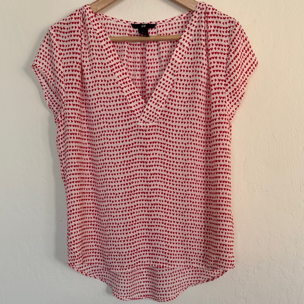Heart Patterned Women's Top, H&M, size 6